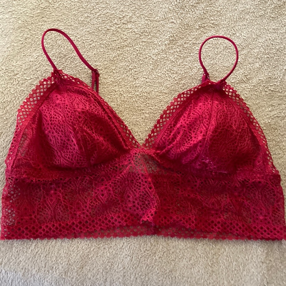 Victoria’s Secret sexy lingerie bralette